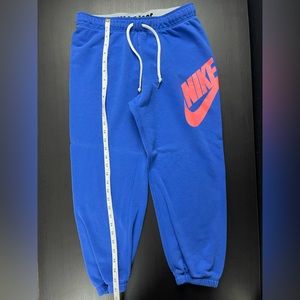 NIKE |  Rally Futura Sweatpants | Capri Length Women's Athletic Pants